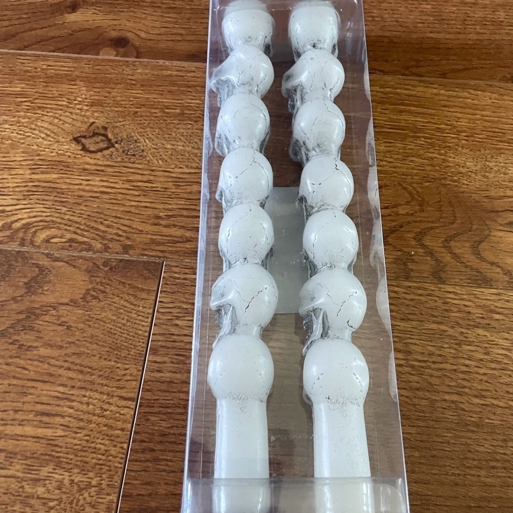 Dark Enchantment Skull taper candles 2 pack - Picture 2 of 5
